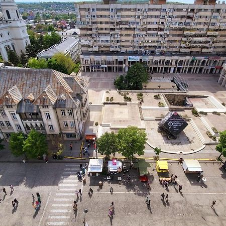 Апартаменти Panoramic Penthouse In The Heart Of Ясси Екстер'єр фото